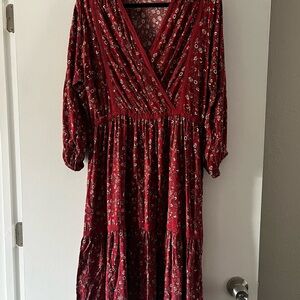 Max Studio Red Floral 3/4 Sleeve Dress